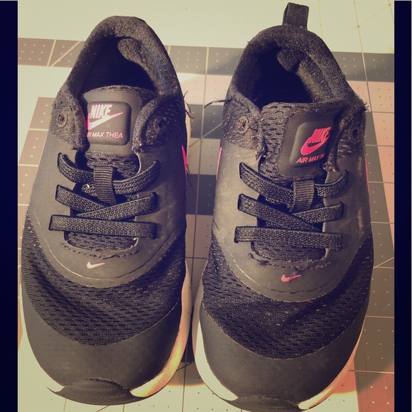 girls nike air max thea